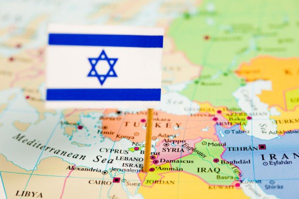 Map of the world with Israel flag emphasizes the size of the country compared to other countries Israel-flag-map-Middle-East