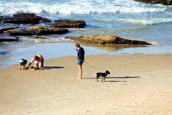 Family Plays on Tel Baruch Beach in Tel Aviv Family-Tel Baruch Beach-Tel Aviv